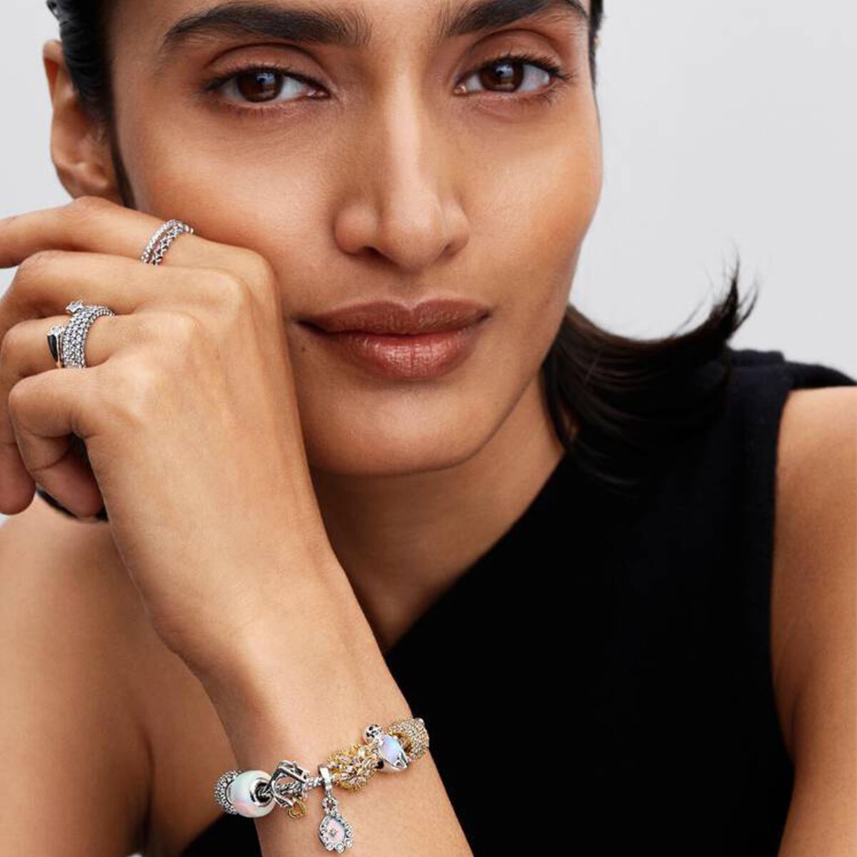 V2H6697004C171E10C11509F03FD9851EB9R7515204P7