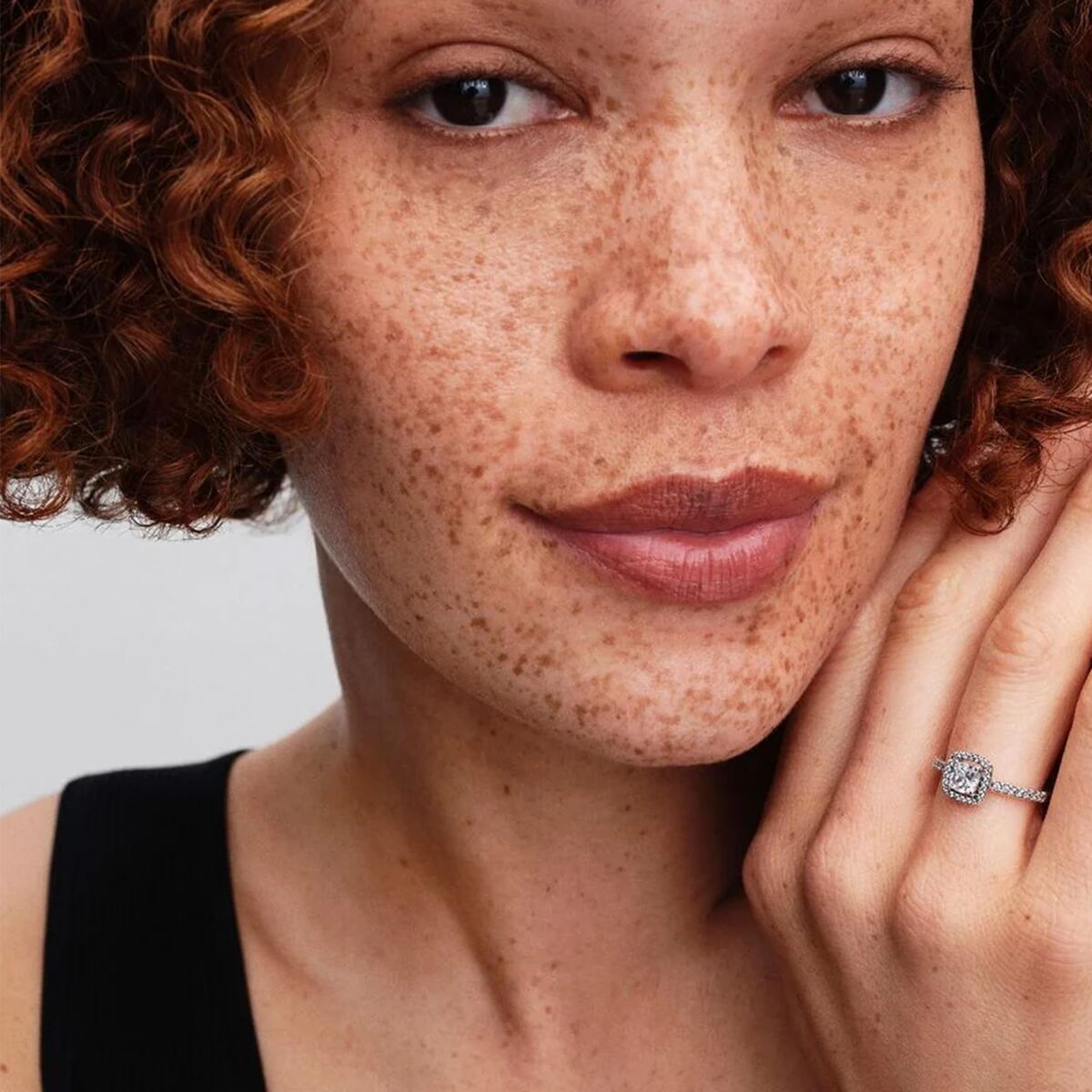 V2HDC0A1ED317D0510D42126E4E0B11B7C7R7538274P5