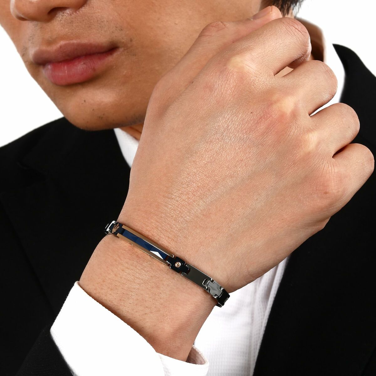 V2H877D04AA6A8E03A1119CC24D81B649FAR6933925P6