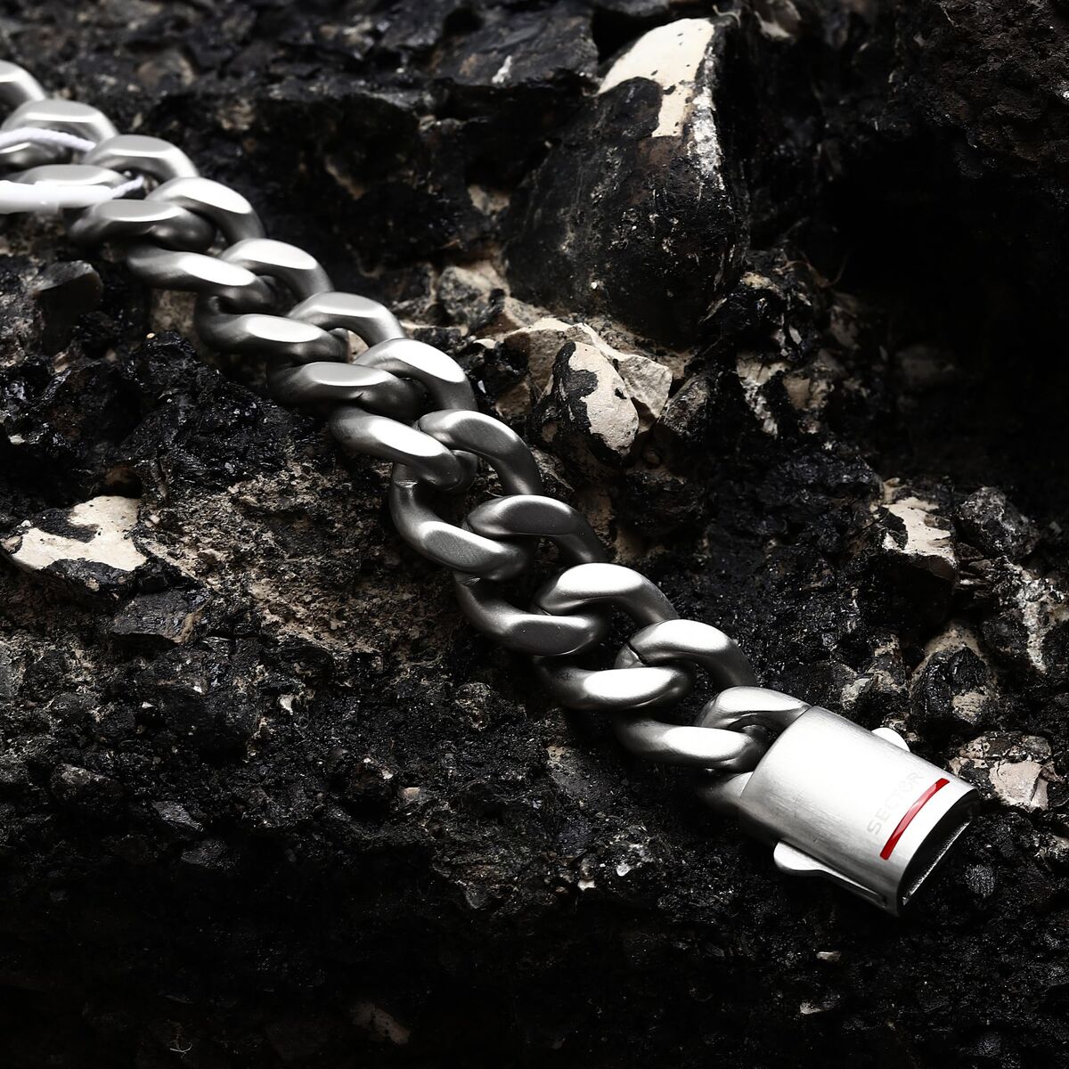 V2H90B9723166172B8D942C0100800FFFDFR7534741P7