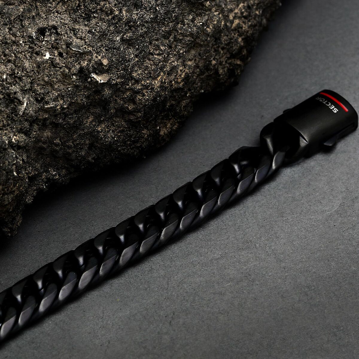 V2H32358AE4E1FD541ADC8CF1BC2F06FD96R7534758P7