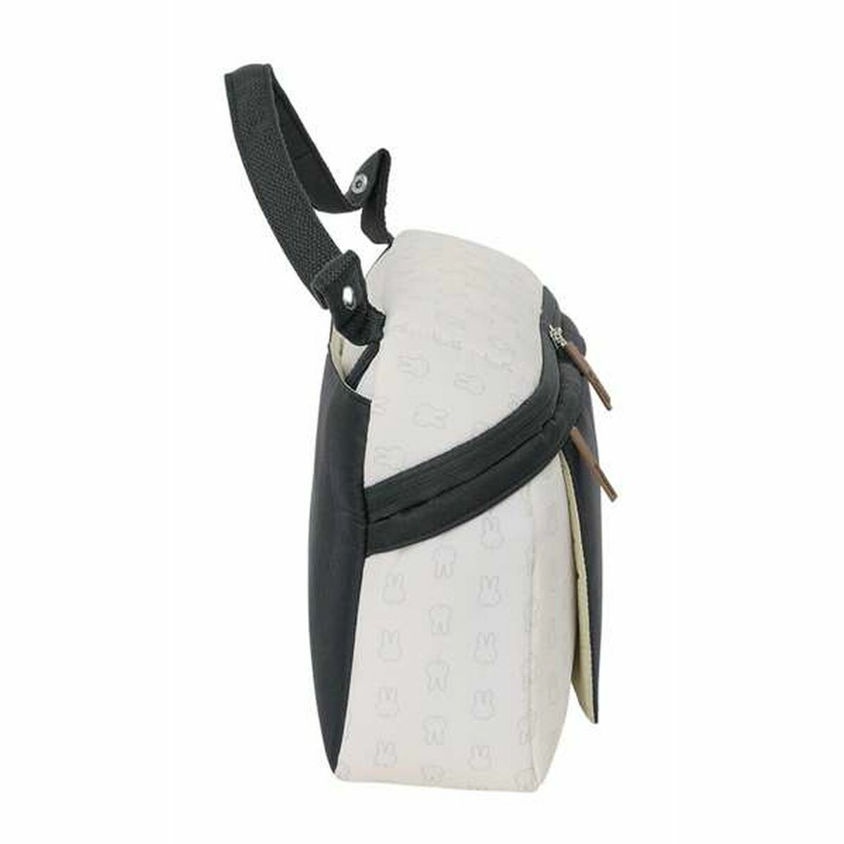 V2H7A154E673711CE3F1FBB09A7D8684A78R5583771P4