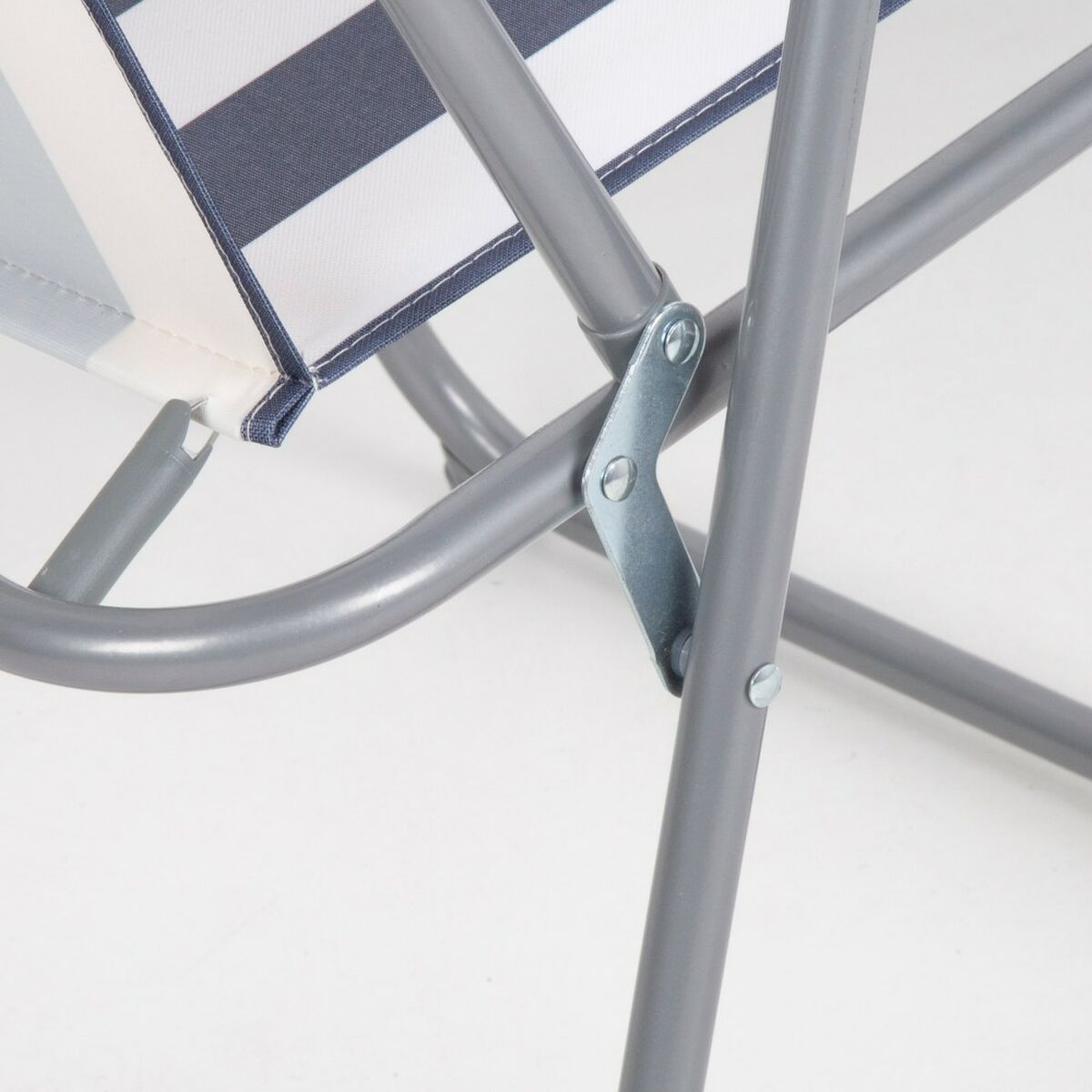 V7HB775B18D27AF5E907676450D73418F19R5424655P4