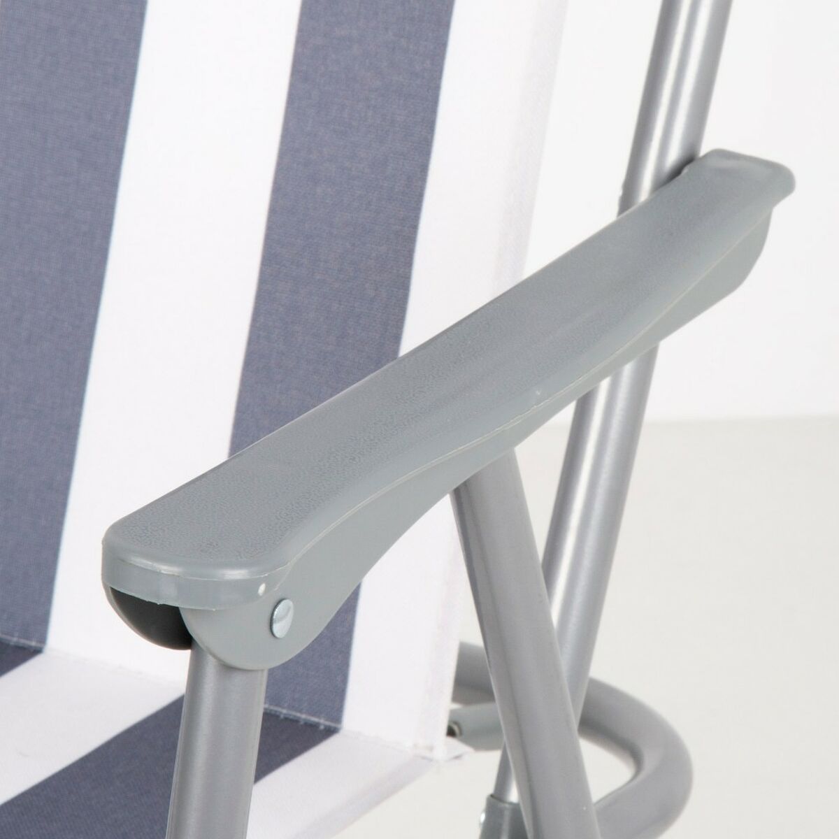 V7H5716EA310BD5CCED117F54BDA8B197D8R5424662P6