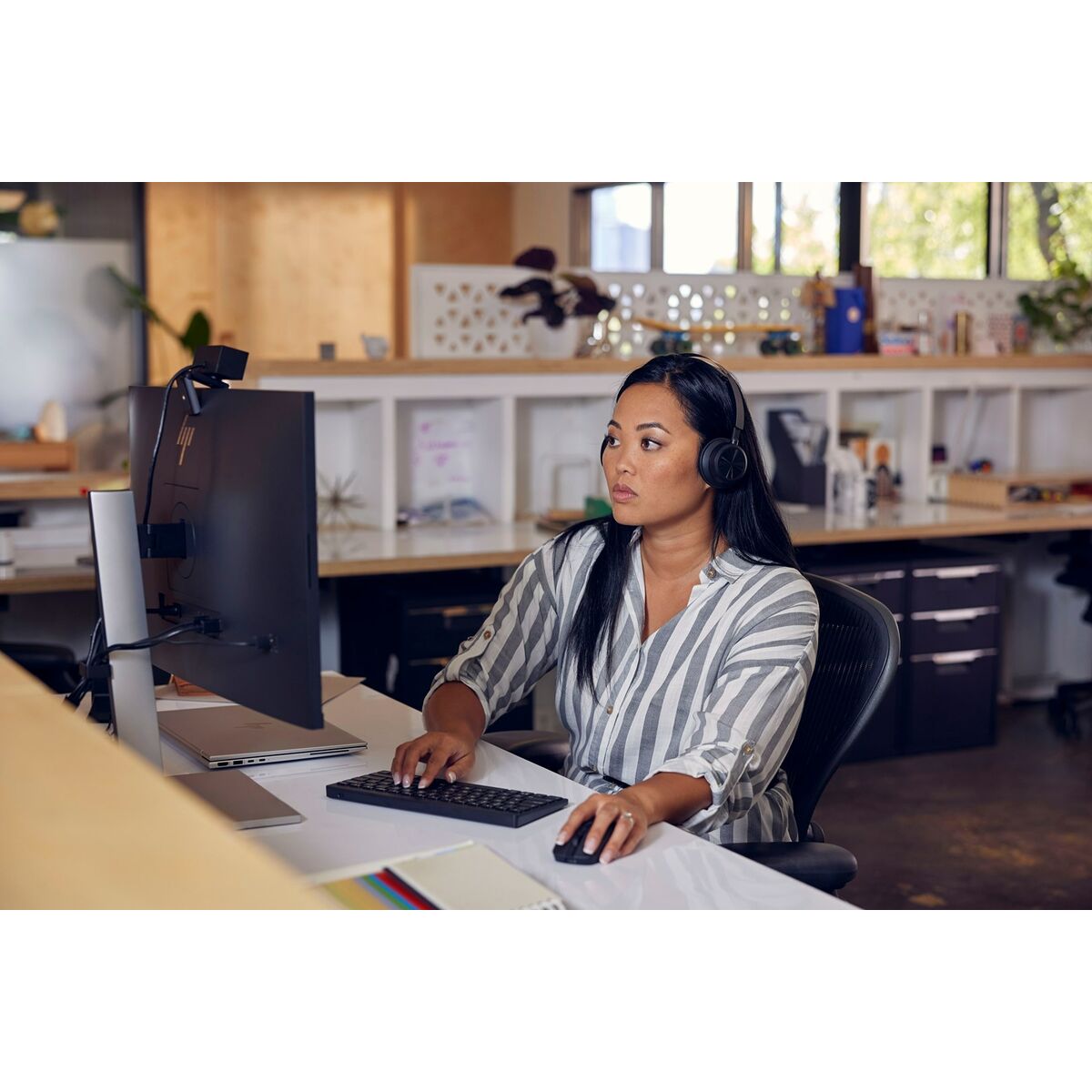 V7HE9781F4522AA56B8FE61ED99B4F87D9DR6421110P3