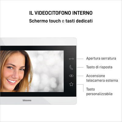 BTICINO 317913 Videocitofono Easykit Essential, Kit Monofamiliare Espandibile, Plug-In 2 Fili, Monitor 7" a Colori, Vivavoce, Visione Notturna, Audio Bidirezionale, Pulsantiera Esterna con Telecamera