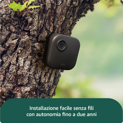 Videocamera Blink Outdoor 4 (Ultimo modello) - Videocamera di sicurezza smart HD wireless, autonomia di due anni, compatibile con Alexa - Sistema a 4 telecamere con Sync Module Core incluso - IP65