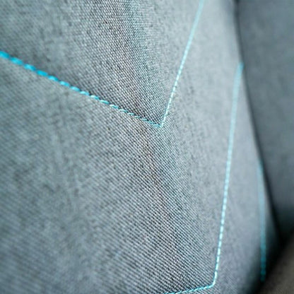 V2H76074648A3788F7961584F56095B4EC4R6994859P9